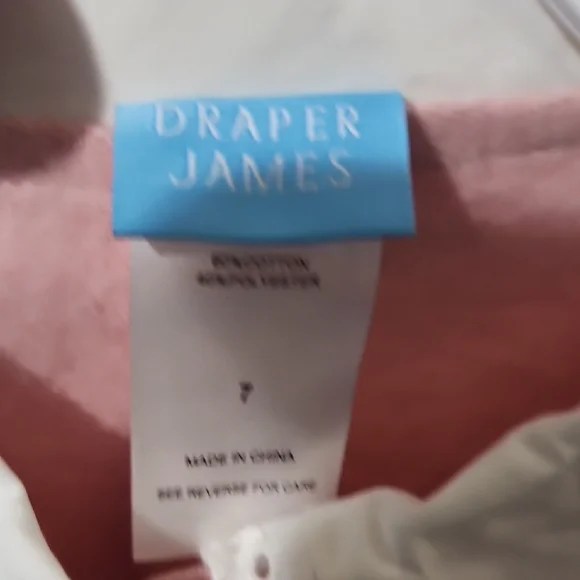 Draper James Adorable and Comfortable Set/Pink Top and Navy Skort for Girls - Picture 6 of 13